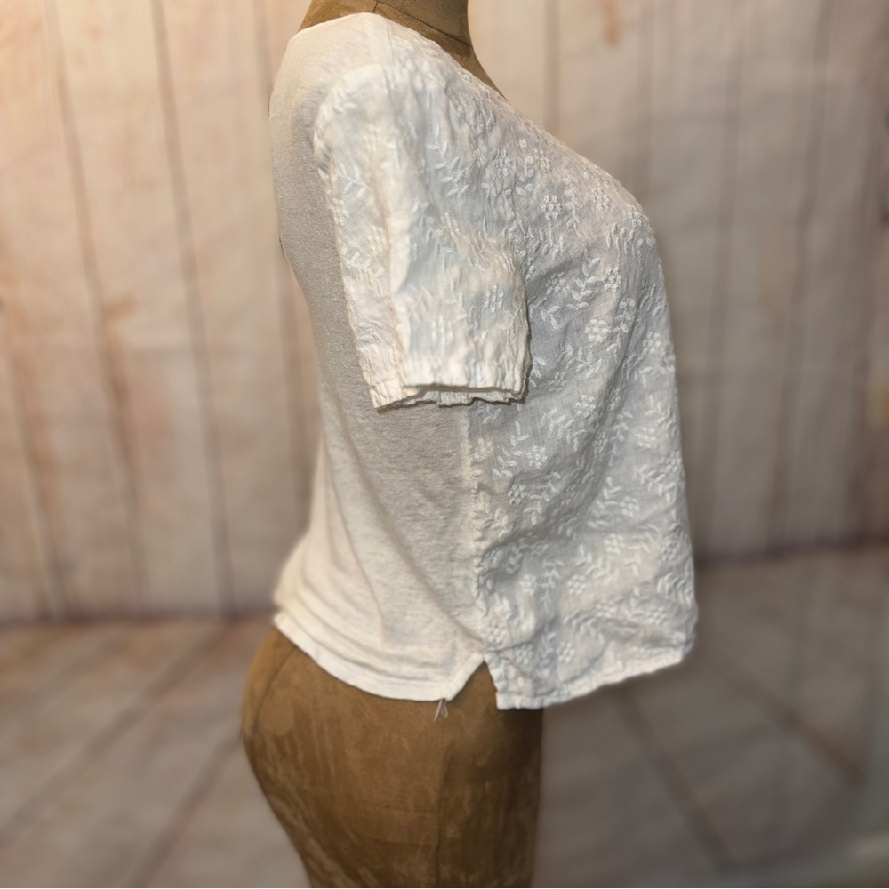 Sigrid Olsen White Linen Textured Short Sleeve Top, Sz M, embroidered front​ - Picture 4 of 9